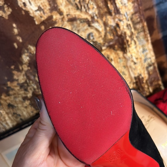 CHRISTIAN LOUBOUTIN SIMPLE SUEDE PUMP CLASSIC SHOES SZ 38.5 Décolleté Camoscio - Picture 7 of 10
